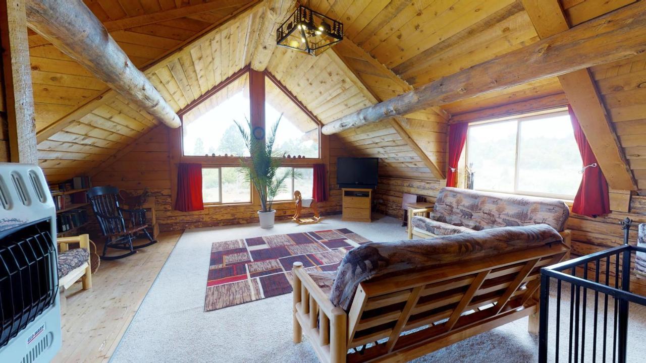 Canyon View Family Cabin, Deck, Tv Room, Games, Bbq, Campfire Монтичелло Экстерьер фото