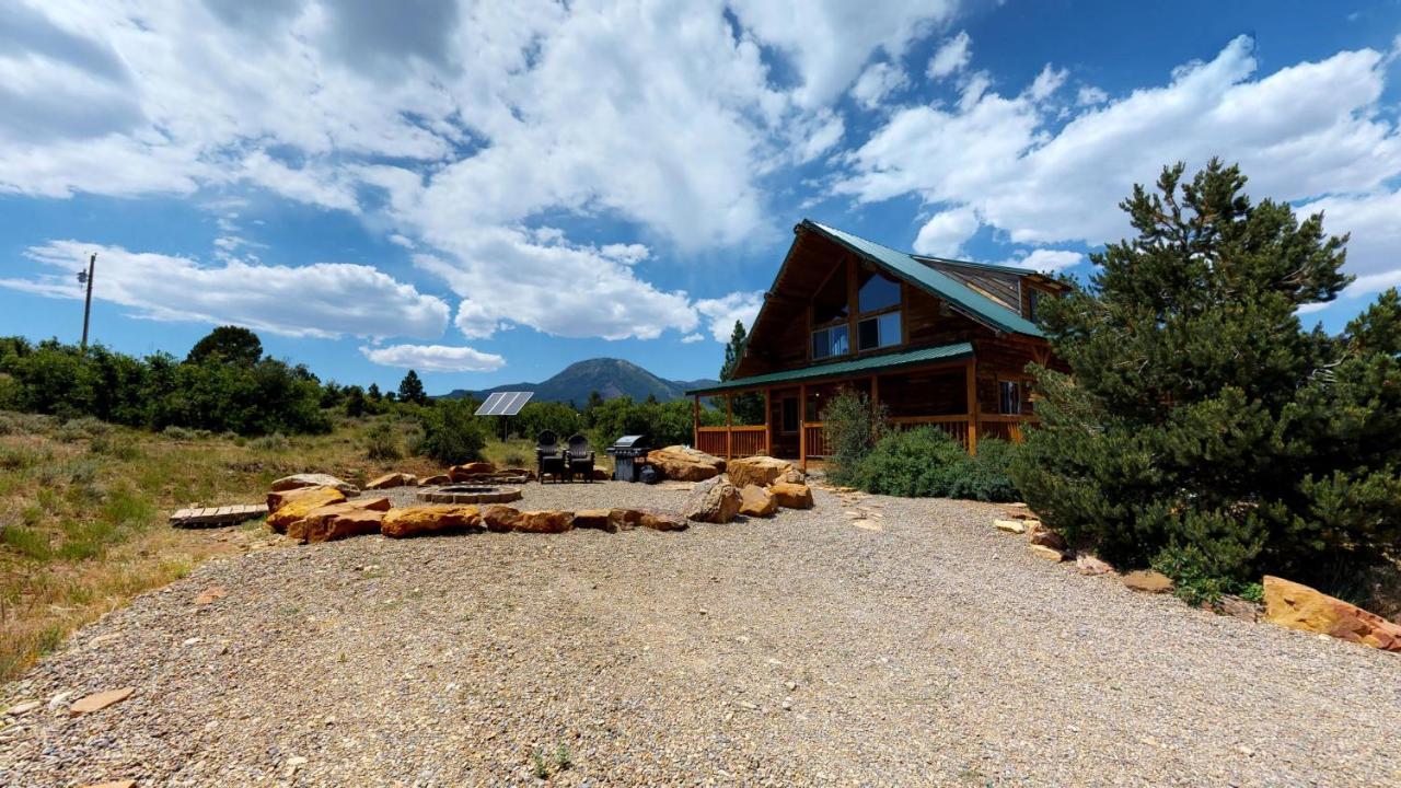 Canyon View Family Cabin, Deck, Tv Room, Games, Bbq, Campfire Монтичелло Экстерьер фото